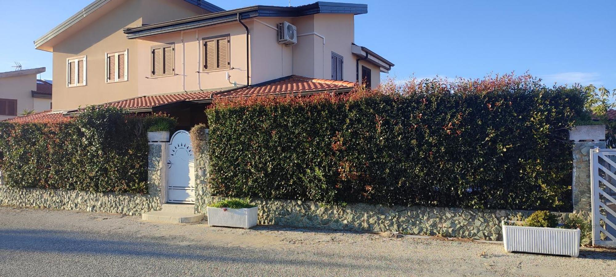 Villetta Aurora Villaggio Porto Ada A 2 Passi Dal Mare Pizzo  Extérieur photo